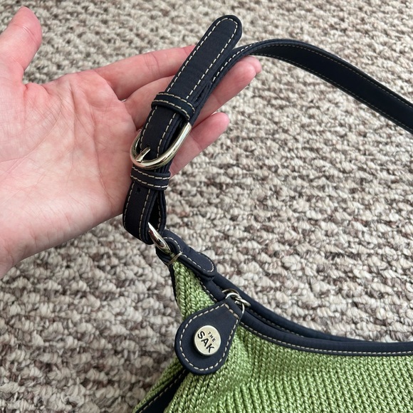 The Sak Lime Green & Navy Woven Crochet Spring Shoulder Hobo Bag Zip Closure - Picture 10 of 10